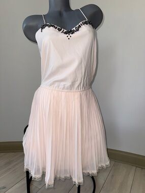 Victoria’s Secret woman’s Spaghetti Strap Pleated Pink embellishment Dress M